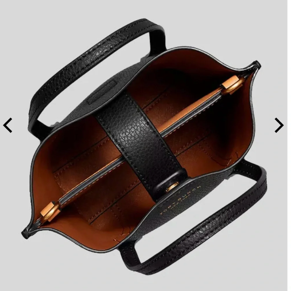 SALE!! Tory Burch Black Crossbody Bag with Sleek Design - Picture 4 of 4